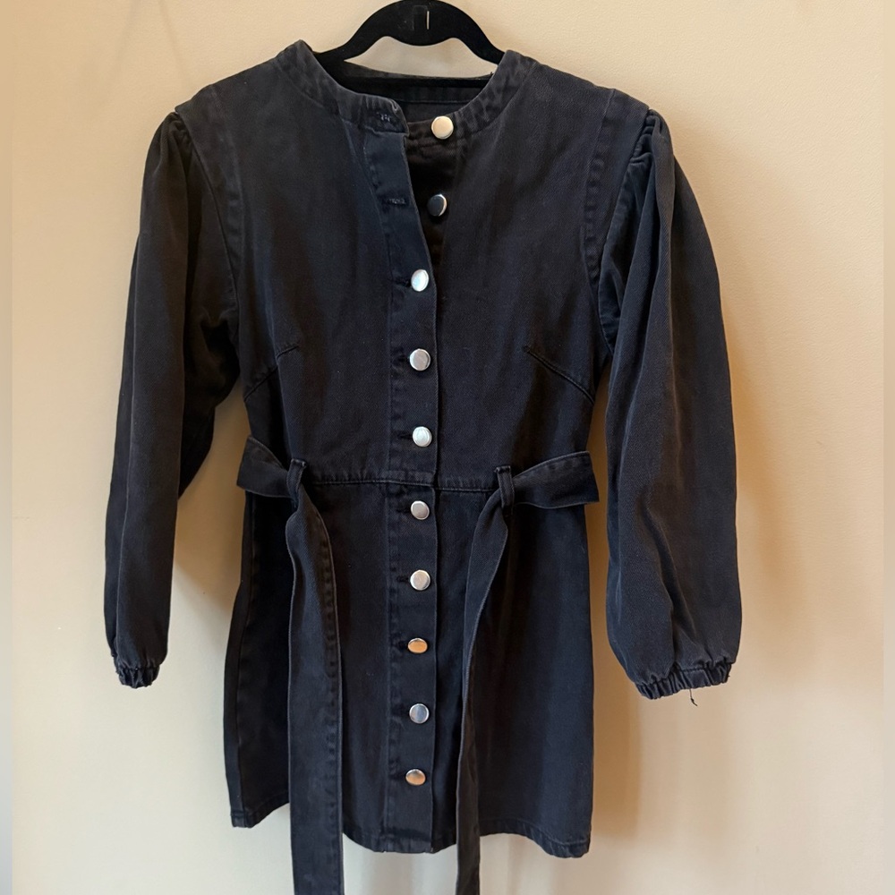 Boohoo Washed Black Denim Dress - Picture 4 of 6